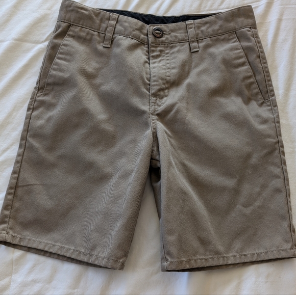 Volcom Other - Boys Volcom Khaki Shorts, size 27